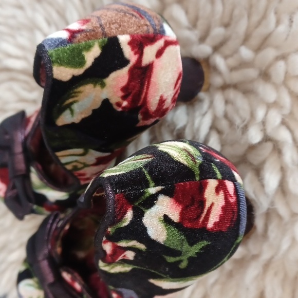 Irregular Choice  heels - Picture 5 of 14